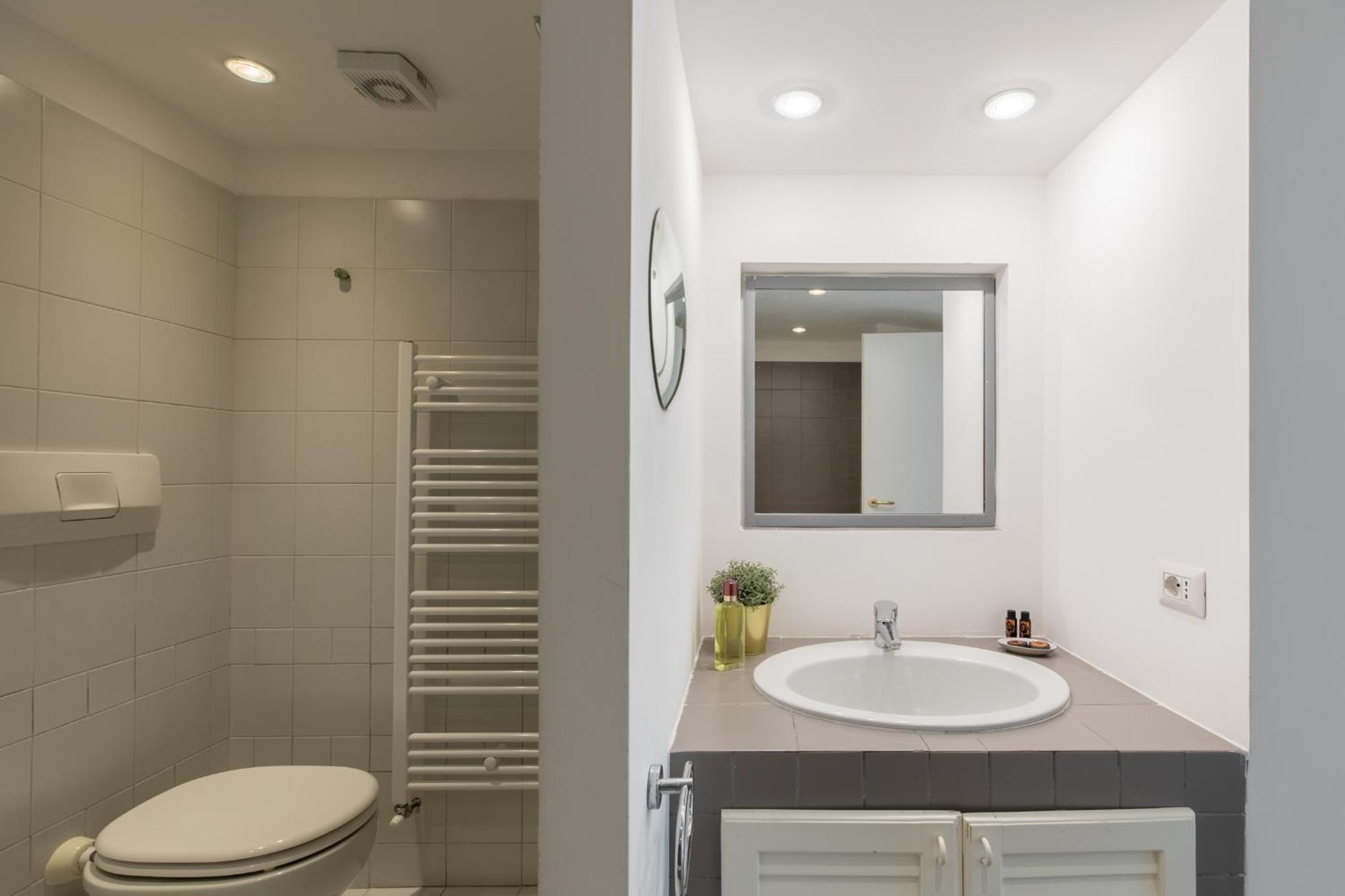 Iflat Colosseum Modern & Peaceful Design Roma